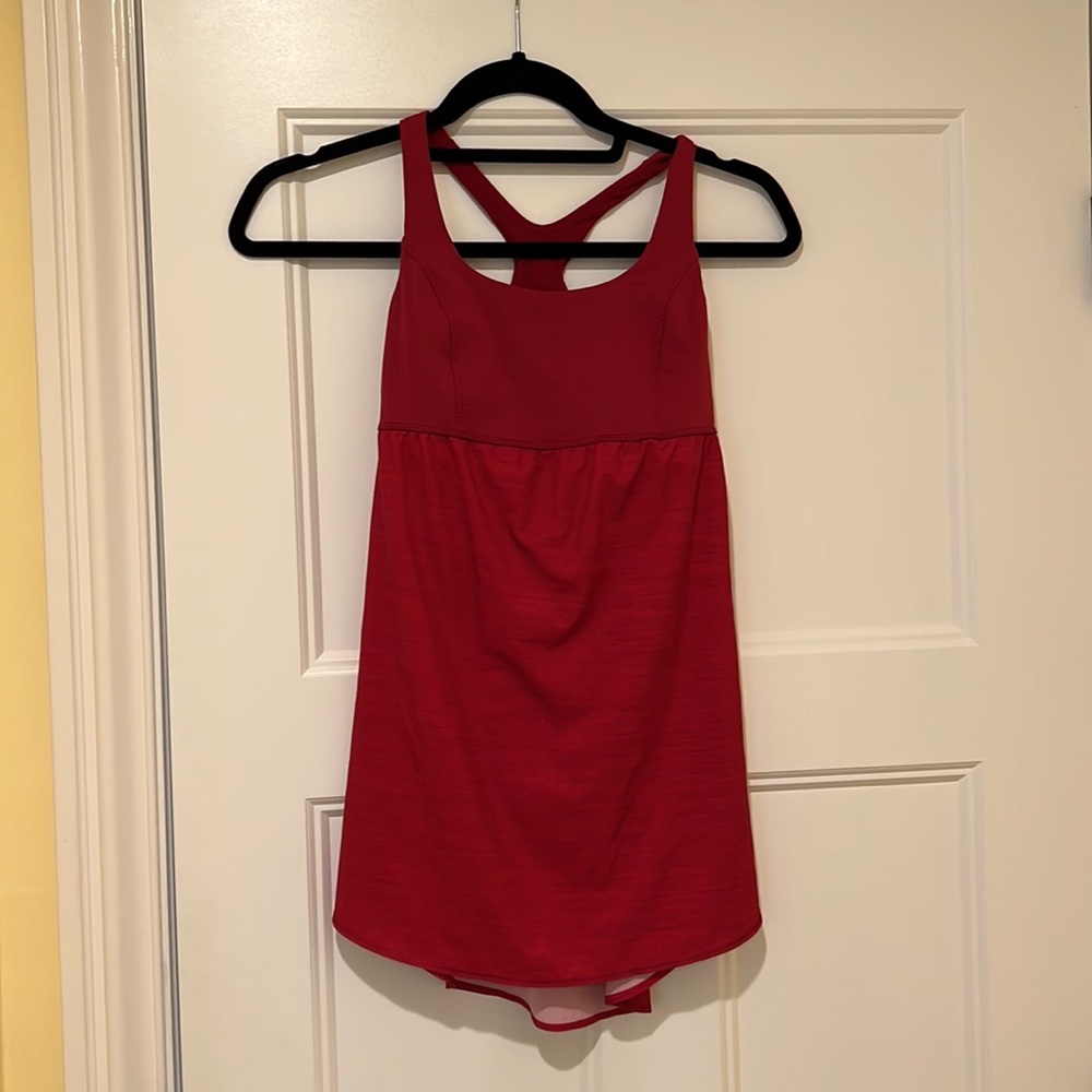 Lululemon Venus Red Tank Top size 2
